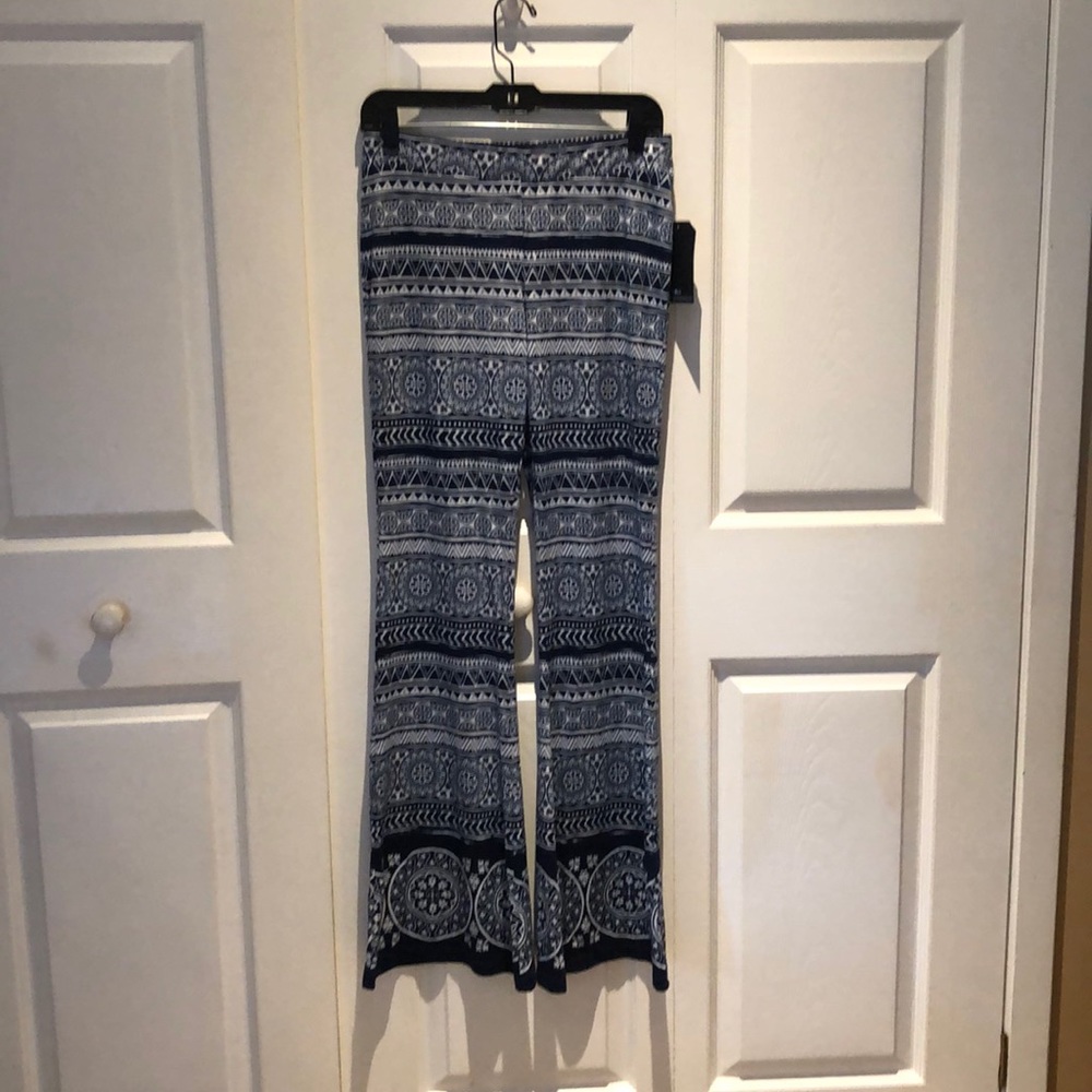 Flowy stretch pants